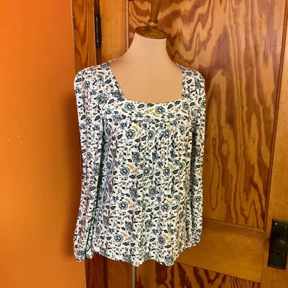 Lucky Brand Feminine Floral Peasant Top - Picture 5 of 11